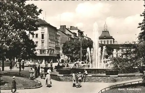 Bonn Rhein Kaiserplatz Springbrunnen / Bonn /Bonn Stadtkreis