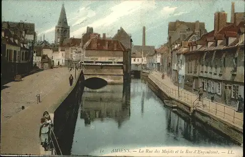 Amiens La Rue des Mojots et la Rue d Engoulvent Eglise
