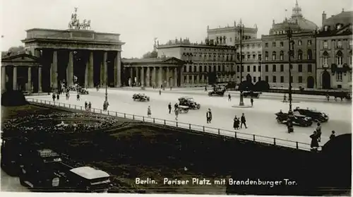 Berlin Berlin Pariser Platz Brandenburger Tor * / Berlin /Berlin Stadtkreis