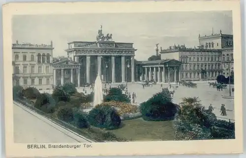 Berlin Berlin Brandenburger Tor * / Berlin /Berlin Stadtkreis