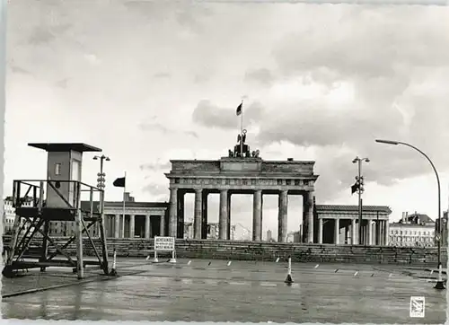 Berlin Berlin Brandenburger Tor x / Berlin /Berlin Stadtkreis