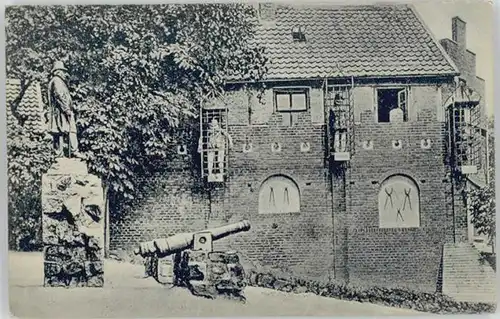 Muenster Westfalen Muenster Westfalen Landois Denkmal  * / Muenster /Muenster Stadtkreis