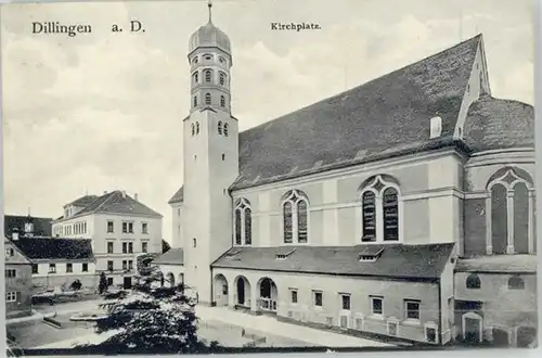 Dillingen Donau Kirchplatz x