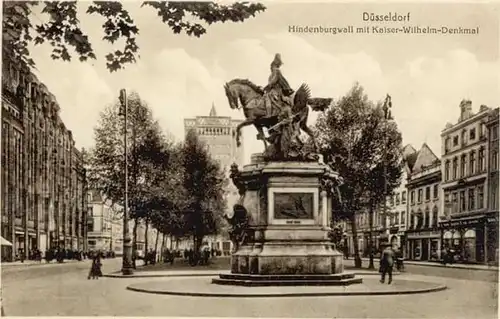 Duesseldorf Hindenburgwall Kaiser-Wilhelm-Denkmal *