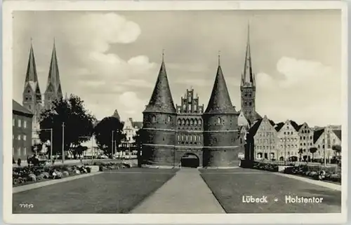 Luebeck Holstentor  x