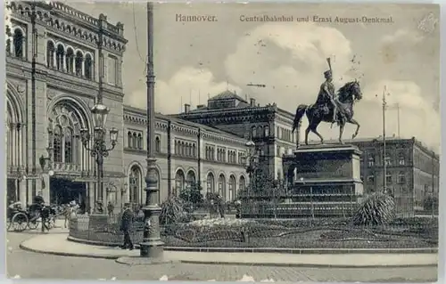 Hannover Zentralbahnhof Ernst-August-Denkmal x