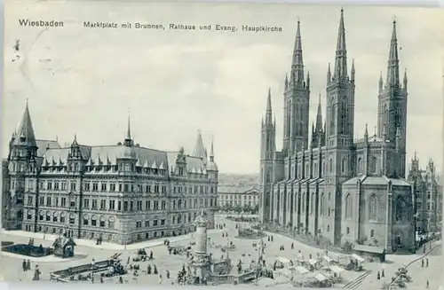 Wiesbaden Marktplatz Brunnen Rathaus  x