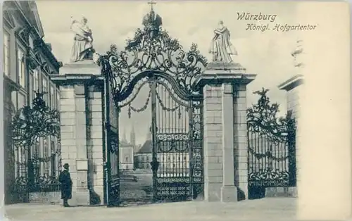 Wuerzburg Hofgartentor *