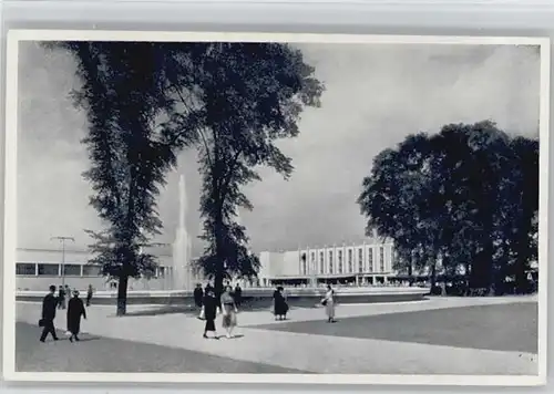 Duesseldorf Restaurant Ausstellung *