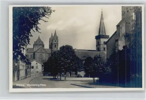 Worms Weckerling-Platz *