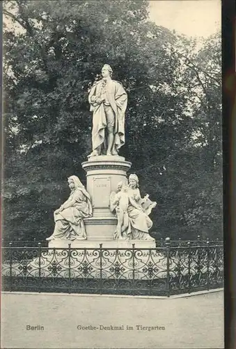 Berlin Goethe Denkmal Tiergarten / Berlin /Berlin Stadtkreis