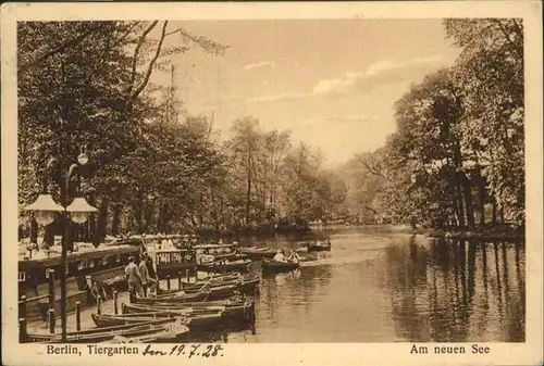 Berlin Tiergarten See Boot / Berlin /Berlin Stadtkreis