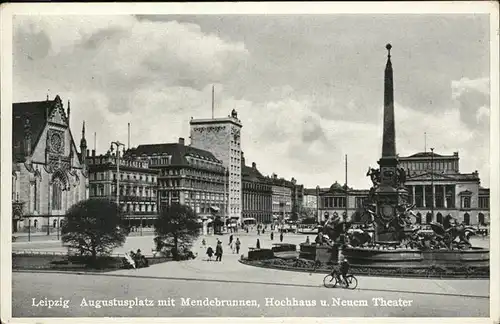 Leipzig Augustusplatz Mendebrunnen Hochhaus Theater / Leipzig /Leipzig Stadtkreis