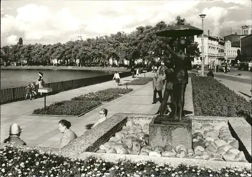 Schwerin Mecklenburg Am Pfaffenteich Brunnen / Schwerin /Schwerin Stadtkreis