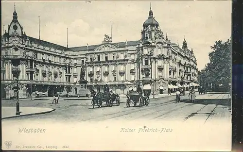 Wiesbaden Kaiser Friedrich Platz Kutsche / Wiesbaden /Wiesbaden Stadtkreis