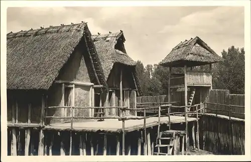 Unteruhldingen Pfahldorf Wehrturm / Uhldingen-Muehlhofen /Bodenseekreis LKR