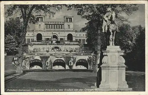 Potsdam Sanssouci Denkmal Friedrich der Grosse Orangerie / Potsdam /Potsdam Stadtkreis