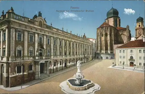 Passau Residenz Wittelsbacher Brunnen / Passau /Passau LKR