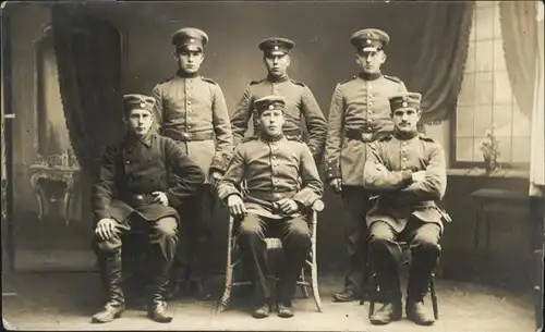 Ingolstadt Donau Gruppenfoto Soldaten / Ingolstadt /Ingolstadt Stadtkreis