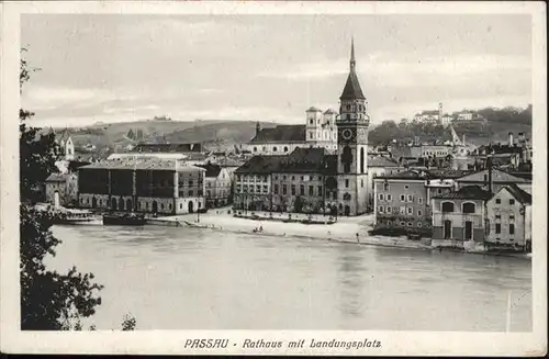 Passau Rathaus Landungsplatz Schiff / Passau /Passau LKR