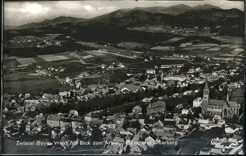 Zwiesel Niederbayern Fliegeraufnahme Arber Silberberg / Zwiesel /Regen LKR