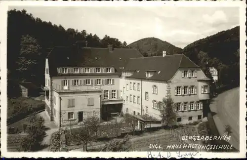 Bad Bergzabern Haushaltungsschule x