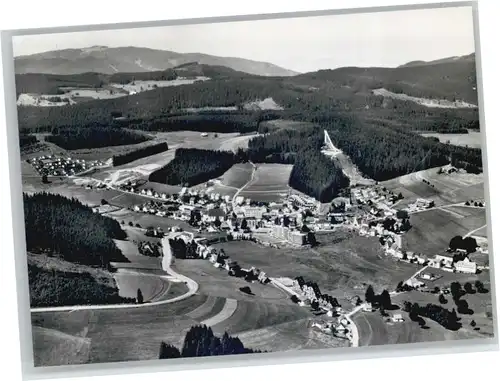 Schoenwald Schwarzwald Fliegeraufnahme *