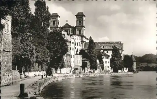 Passau Innquai *