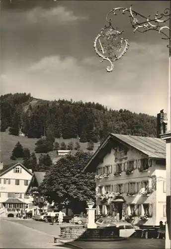 Oberstaufen Kirchplatz *