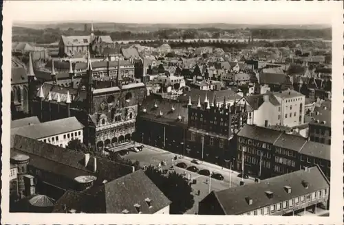 Luebeck Marktplatz Rathaus *