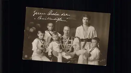 Adel Preussen Kronprinz Wilhelm mit Familie Cecilienhilfe / Koenigshaeuser /