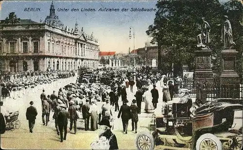 Berlin Aufzug Schlosswache Kat. Berlin