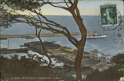 Oran Algerie Un Transport franchissant la Passe Hafen Schiff Kat. Oran