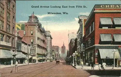 Milwaukee Wisconsin Grand Avenue Looking East from Fifth Street Kat. Milwaukee
