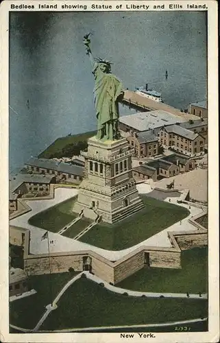 New York City Statue of Liberty Ellis Island / New York /