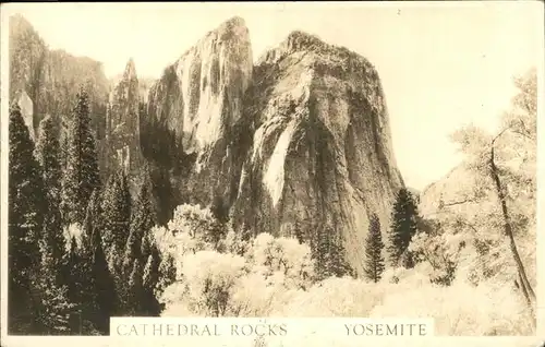 Yosemite National Park Cathedral Rochs Kat. Yosemite National Park