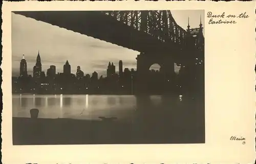 New York City Dusk on the Eastriver bridge / New York /