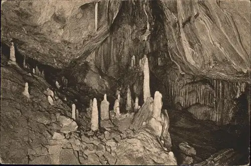 Hoehlen Caves Grottes Tropfsteinhoehle Dechenhoehle / Berge /