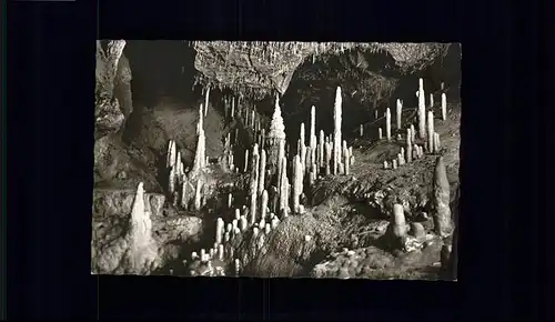 Hoehlen Caves Grottes Tropfsteinhoehle Teufelshoehle / Berge /