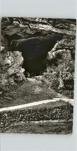 Hoehlen Caves Grottes Teuelshoehle Fraenkische Schweiz Eingang / Berge /