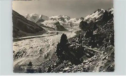 Gletscher Morteratschgletscher / Berge /