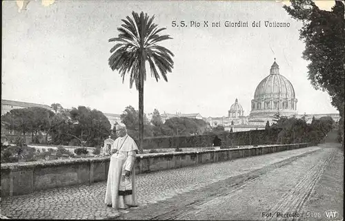 Paepste S.S. Pio X nei Giardini del Vaticano / Religion /