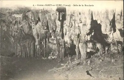 Hoehlen Caves Grottes Grotte Arcy-sur-Cure Hoehle Grotte * / Berge /