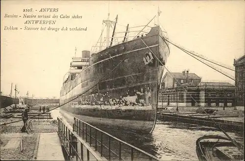 Schiffe Anvers Navire sortant des Cales Kat. Schiffe