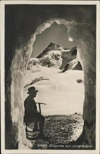 Hoehlen Caves Grottes Eisgrotte Jungfraujoch  Kat. Berge