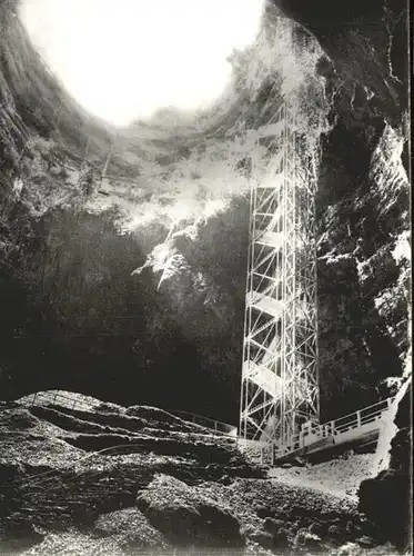 Hoehlen Caves Grottes Padirac Le Gouffre Kat. Berge