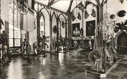 Rittertum Mittelalter Rittersaal Schloss Erbach Odenwald Kat. Militaria