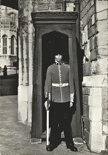 Leibgarde Wache Henry VIIIth Gate Windsor Castle / Polizei /