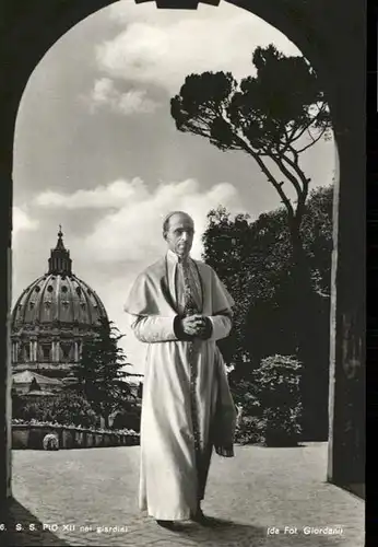 Paepste S. S. Pio XII / Religion /