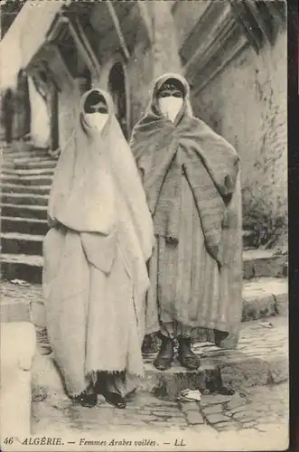 Typen Algerien Femmes Arabes voilees / Typen /